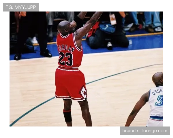 拉里·伯德挡拆创造空间效率领先乔丹提升球队进攻节奏